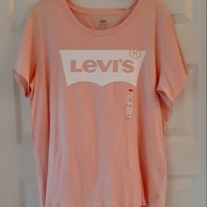 Levi's Women's Graphic Short Sleeve T-Shirt